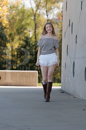 Nadia Cole Senior Images 10-24-2026-0145