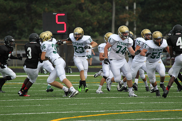 Boylan Varsity Football vs Auburn 8-31-2013-0313