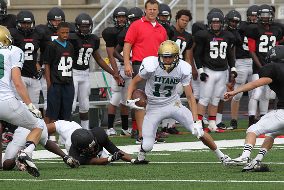 Boylan Varsity Football vs Auburn 8-31-2013-0178
