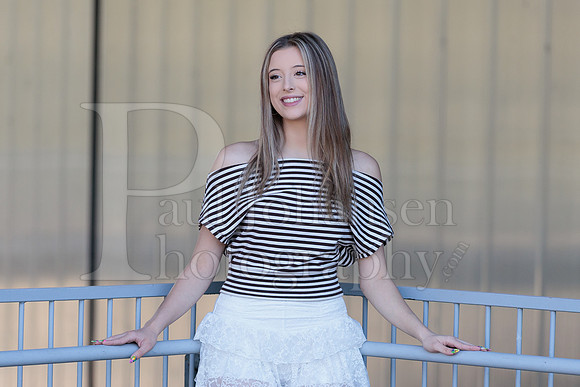 Nadia Cole Senior Images 10-24-2026-0208