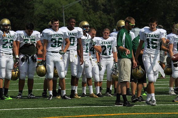 Boylan Varsity Football vs Auburn 8-31-2013-0069