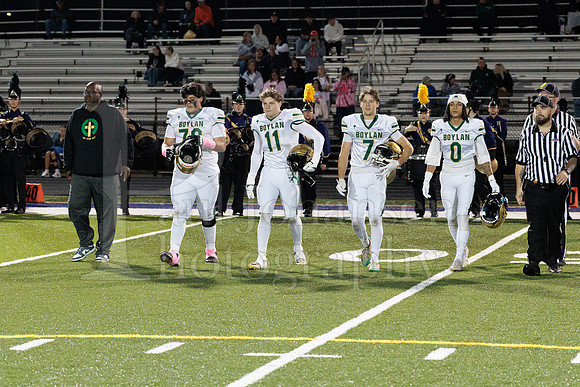 Boylan Boys Varsity Football vs Hononegah 10-9-2026-0304