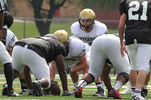 Boylan Varsity Football vs Auburn 8-31-2013-0476