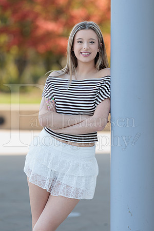 Nadia Cole Senior Images 10-24-2026-0115