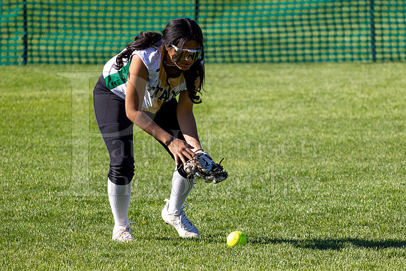 Boylan Girls Softball vs Belvidere North 5-3-2023-0124