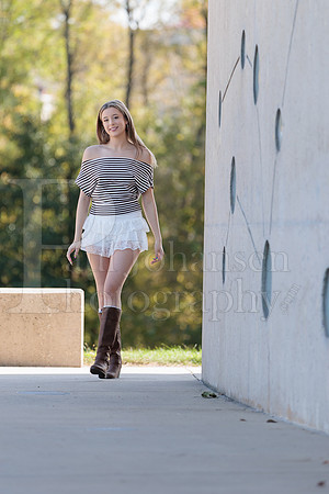 Nadia Cole Senior Images 10-24-2026-0129