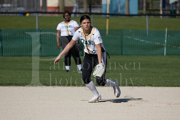 Boylan Girls Softball vs Belvidere North 5-3-2023-0041