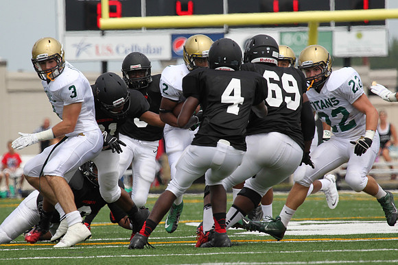 Boylan Varsity Football vs Auburn 8-31-2013-0273
