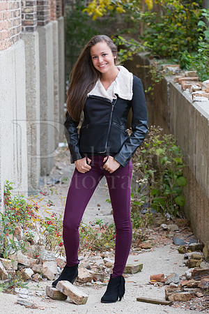 Gina Mehringer Senior Images 10-24-2015-0087