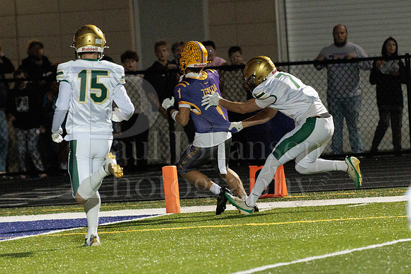 Boylan Boys Varsity Football vs Hononegah 10-9-2026-0512