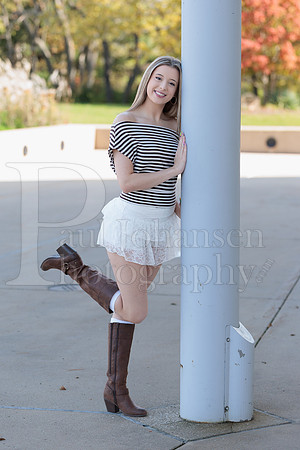 Nadia Cole Senior Images 10-24-2026-0092