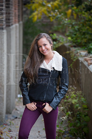 Gina Mehringer Senior Images 10-24-2015-0095