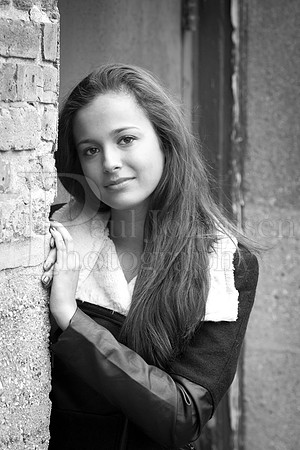 Gina Mehringer Senior Images 10-24-2015-0083-2