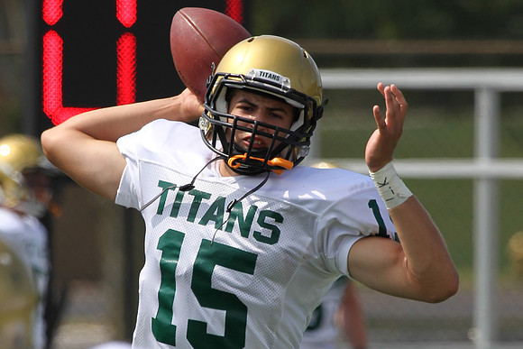 Boylan Varsity Football vs Auburn 8-31-2013-0059