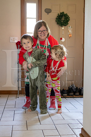 Xmas at Johansens 12-25-2024-0045