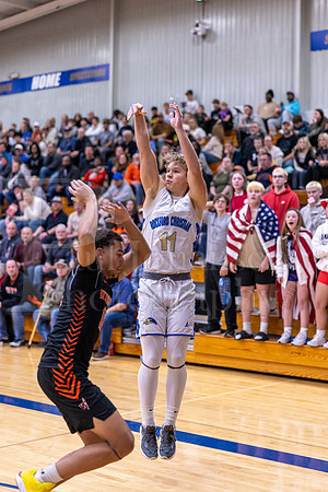 Rockford Christian Boys Varsity Basketball vs Winnebago 11-25-2024-0145
