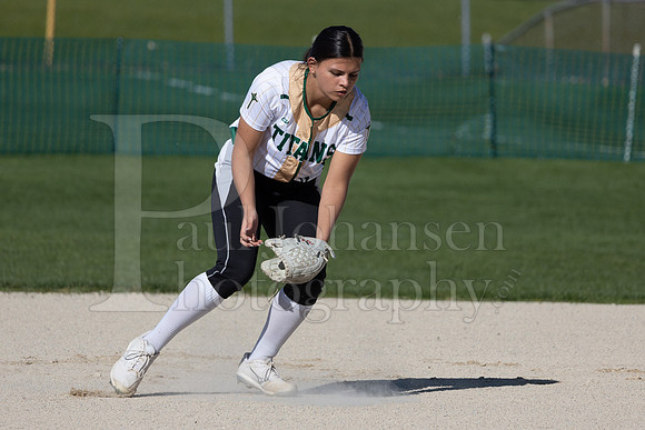 Boylan Girls Softball vs Belvidere North 5-3-2023-0065