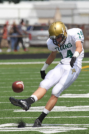 Boylan Varsity Football vs Auburn 8-31-2013-0064