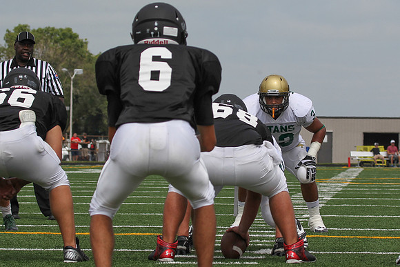 Boylan Varsity Football vs Auburn 8-31-2013-0297