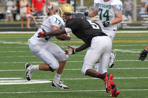 Boylan Varsity Football vs Auburn 8-31-2013-0432