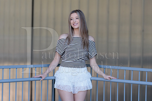 Nadia Cole Senior Images 10-24-2026-0207