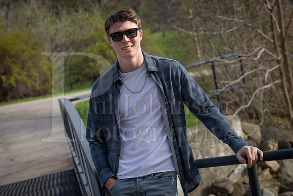 Nolan Brauns Senior Images 5-4-2022-0127