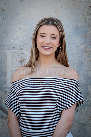 Nadia Cole Senior Images 10-24-2026-0070