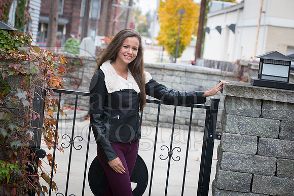 Gina Mehringer Senior Images 10-24-2015-0122