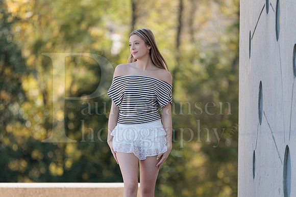 Nadia Cole Senior Images 10-24-2026-0134