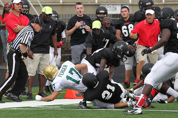 Boylan Varsity Football vs Auburn 8-31-2013-0182