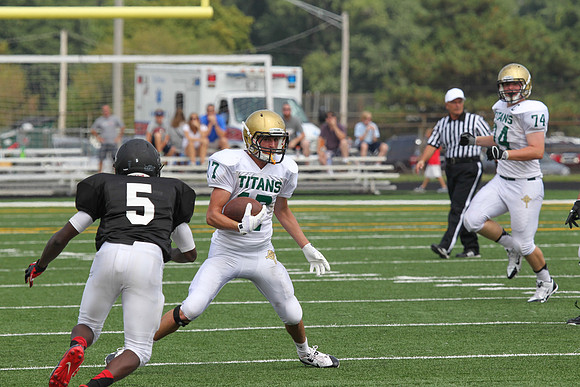 Boylan Varsity Football vs Auburn 8-31-2013-0425