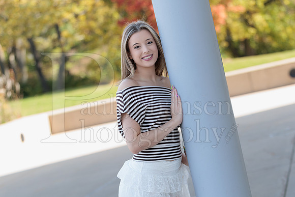 Nadia Cole Senior Images 10-24-2026-0100