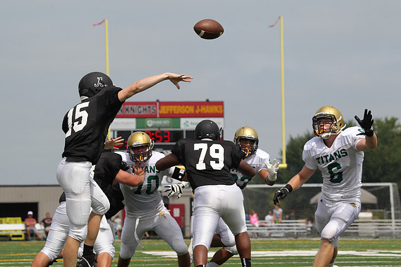 Boylan Varsity Football vs Auburn 8-31-2013-0254