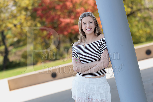 Nadia Cole Senior Images 10-24-2026-0119
