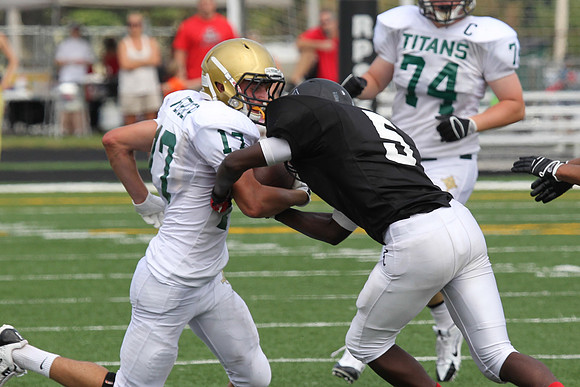 Boylan Varsity Football vs Auburn 8-31-2013-0433