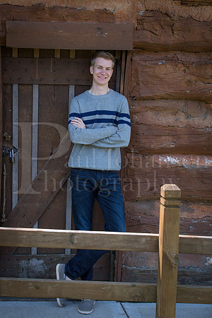 Nick Monkemeyer Senior Images 4-17-2016-0040