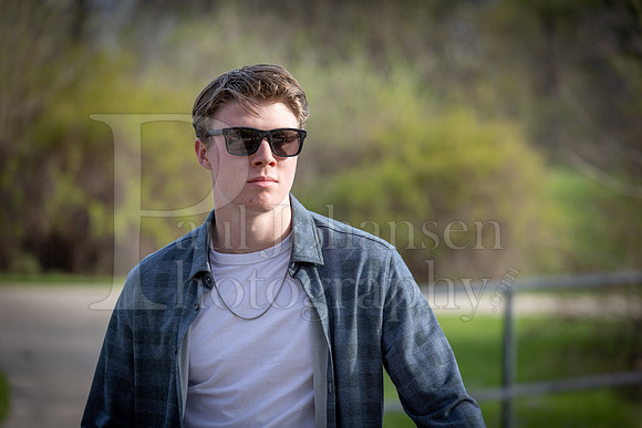 Nolan Brauns Senior Images 5-4-2022-0132