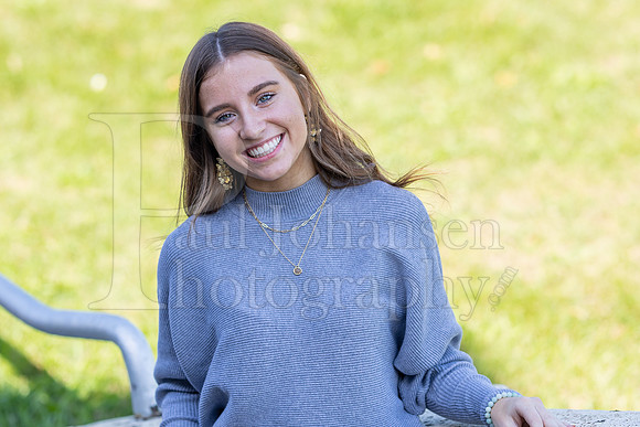 Maddy Mo Flynn Senior Images 10-9-2022-0009