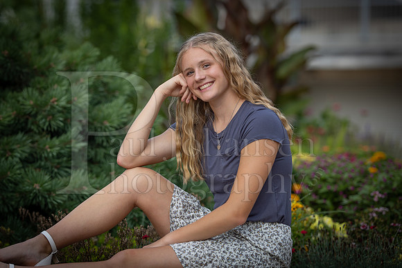Emma Joiner Senior Images 7-25-2022-0325