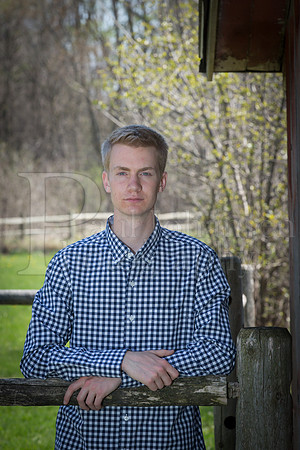 Nick Monkemeyer Senior Images 4-17-2016-0111