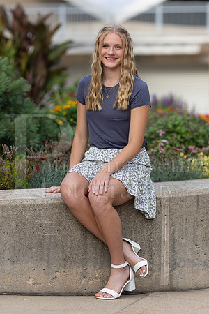 Emma Joiner Senior Images 7-25-2022-0316