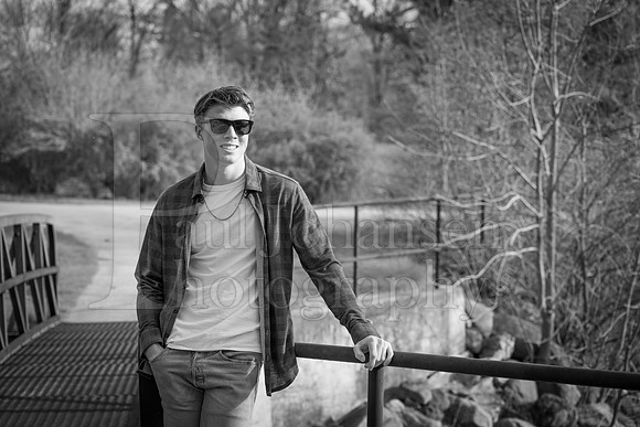 Nolan Brauns Senior Images 5-4-2022-0136