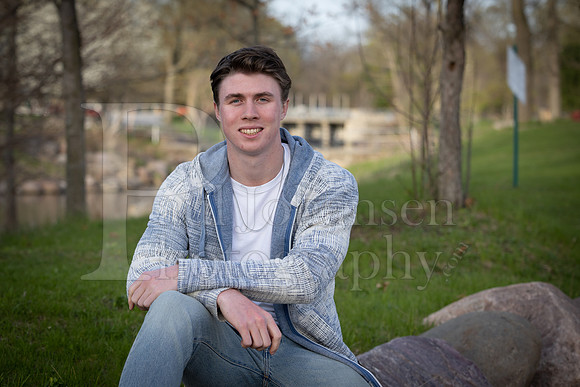 Nolan Brauns Senior Images 5-4-2022-0309