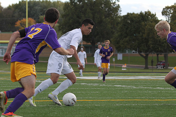 Boylan Varsity Boys Soccer vs Hononegah Regional Final 10-26-2013-4857