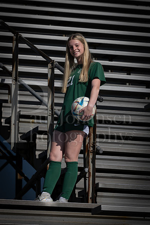 Boylan Varsity Girls Soccer Team and Senior Shoot 4-25-2024-0200