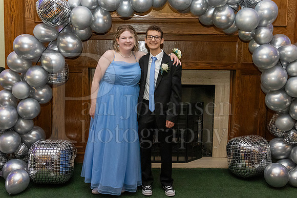 Rockford Christian Prom 2024 Seniors Shoot 4-27-2024-0021
