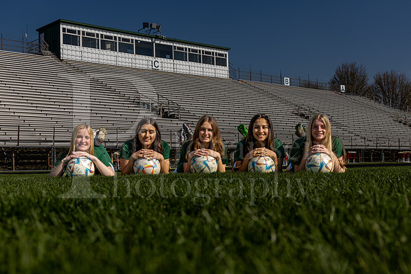 Boylan Varsity Girls Soccer Team and Senior Shoot 4-25-2024-0087