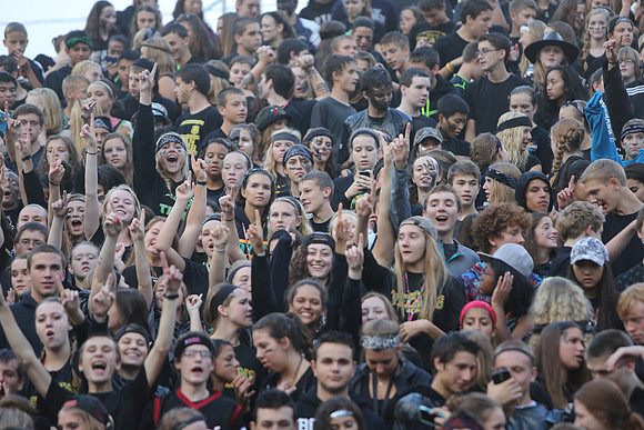 Boylan Varisty Football vs Hononegah 9-5-2014-0469