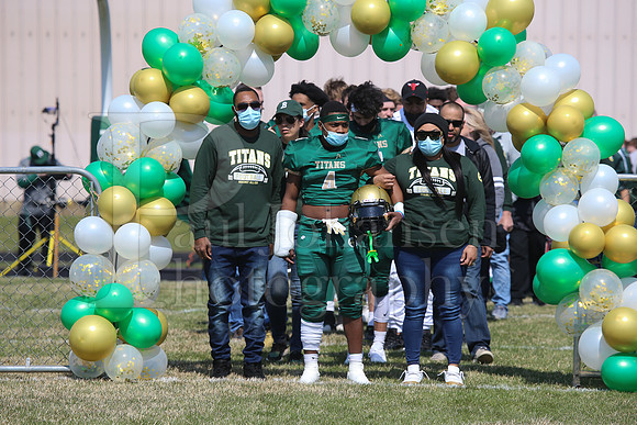 Boylan Varsity Football vs Hononegah 4-3-2021-0019