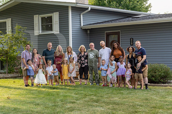 Snow Family Portraits 8-10-2023-0014